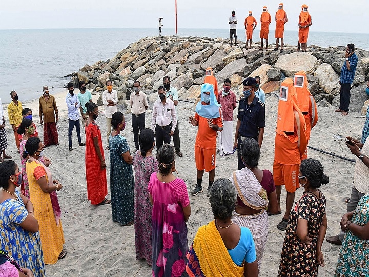 Cyclone Burevi Weakens As It Closes In On Tamil Nadu Coast, Kerala Airport To Be Shut For 8 Hrs Cyclone Burevi Weakens As It Closes In On Tamil Nadu Coast, Kerala Airport To Be Shut For 8 Hrs