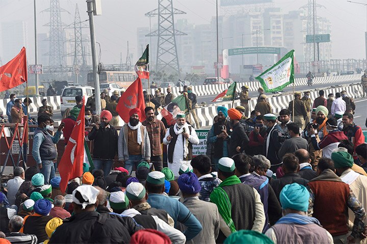 Farmers Continue to protest on Day 11, Next meeting on Dec 9, Bharat Bandh on Dec 8 Farmers Continue To Protest After No Breakthrough With Centre, Next Talks On Dec 9, Bharat Bandh On Dec 8 | Key Points