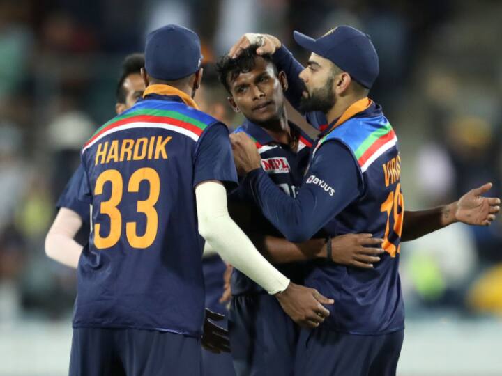 Natarajan became known for bowling yorkers on a consistent basis in the death overs and eventually got nicknamed 'Yorker Machine'. (Photo: @BCCI / Twitter)