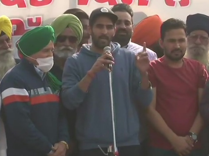 Farmers Protest Bharat Bandh on Dec 8 Congress Kejriwal Vijender Singh Threaten To Return Khel Ratna Bharat Bandh: Congress, AAP, Left Parties Support Nationwide Strike; Olympian Vijender Singh Threatens To Return Khel Ratna