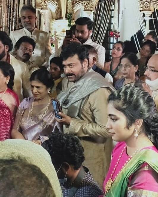Veteran actor Chiranjeevi  attended the wedding of her niece in Udaipur. He was spotted in a traditional outfit at the grand wedding.