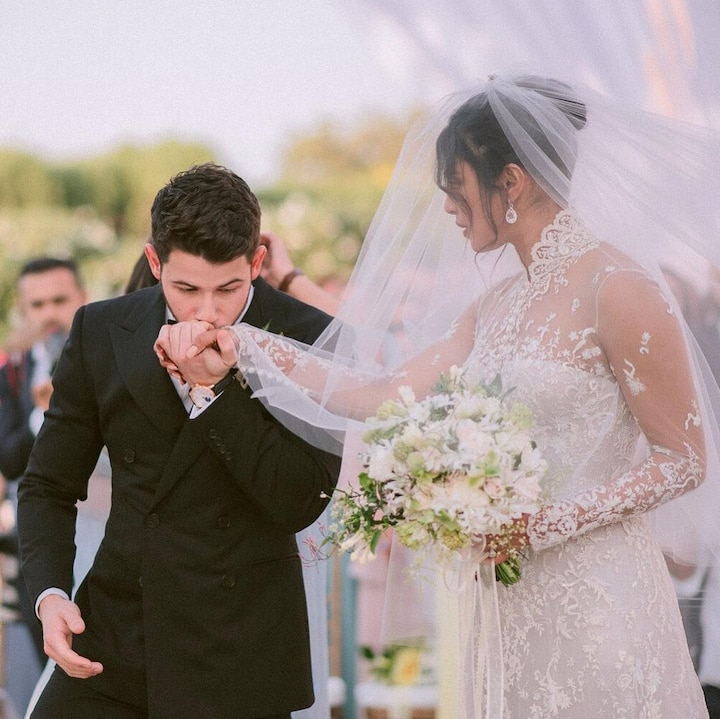 Nick jonas outlet wife veil