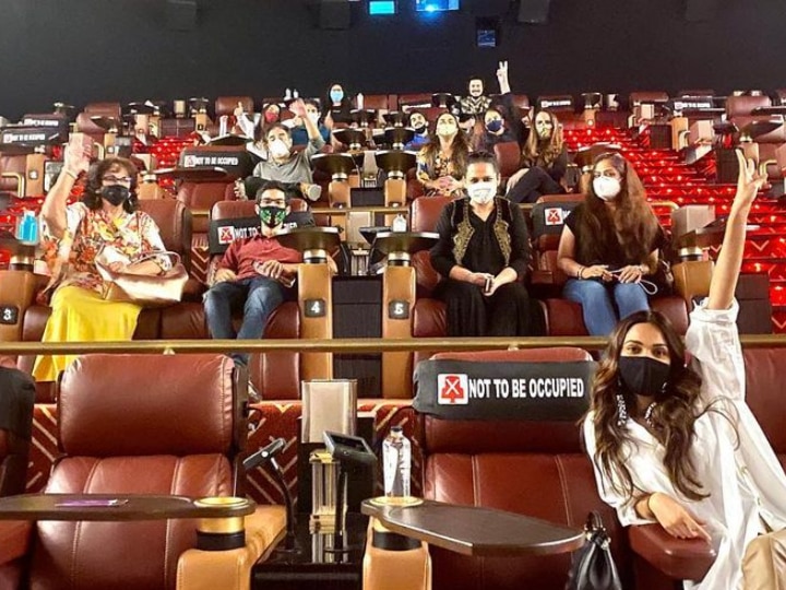Bollywood Actress Kiara Watches Her Own Film In Theatres
