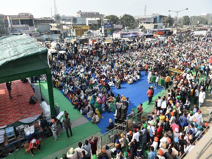 Farmers' Protest: Farmers Threaten To Block Railway Tracks, Step Up Agitations, Govt Urges To Talk Farmers' Protest: Farmers Threaten To Block Railway Tracks, Step Up Agitation; Govt Urges To Continue Talks | Top Highlights