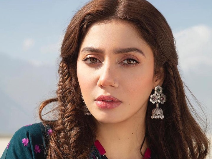 Raees Actress Mahira Khan Tests Positive For COVID19 ‘Raees’ Actress Mahira Khan Tests Positive For COVID-19