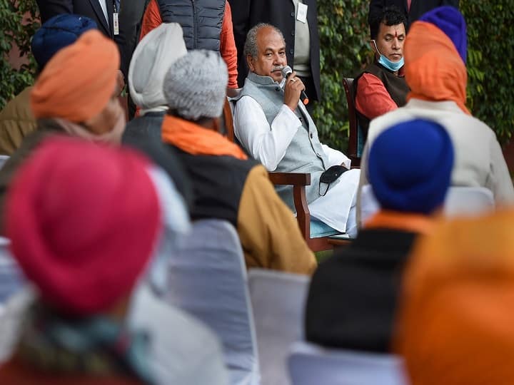 10 Farmer Unions Extend Support To Govt Over Farm Bills, Tomar Confident Of Consensus Soon | Top Developments 10 Farmer Unions Extend Support To Govt Over Farm Bills, Tomar Confident Of Consensus Soon | Top Developments