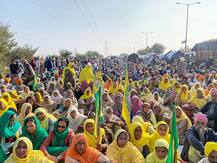 IN PICS | Farmer Leaders Sit On Day-Long Hunger Strike As Deadlock Over Agri Laws Enters Day 19