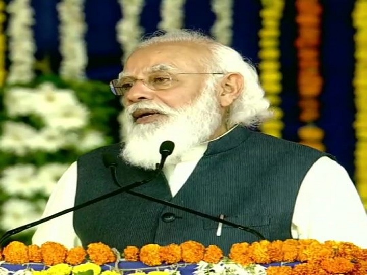 PM Modi in Kutch Gujarat Speech LIVE PM Narendra Modi at foundation stone laying ceremony of development projects in Kutch 'Farmers Being Misguided At Delhi Borders': PM Modi's Farmers Outreach From Gujarat's Kutch