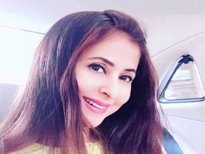 Urmila Matondkar's Instagram Account hacked, actor turned politician files FIR Urmila Matondkar's Instagram Account Hacked After Responding To DM, Actor Files Complaint