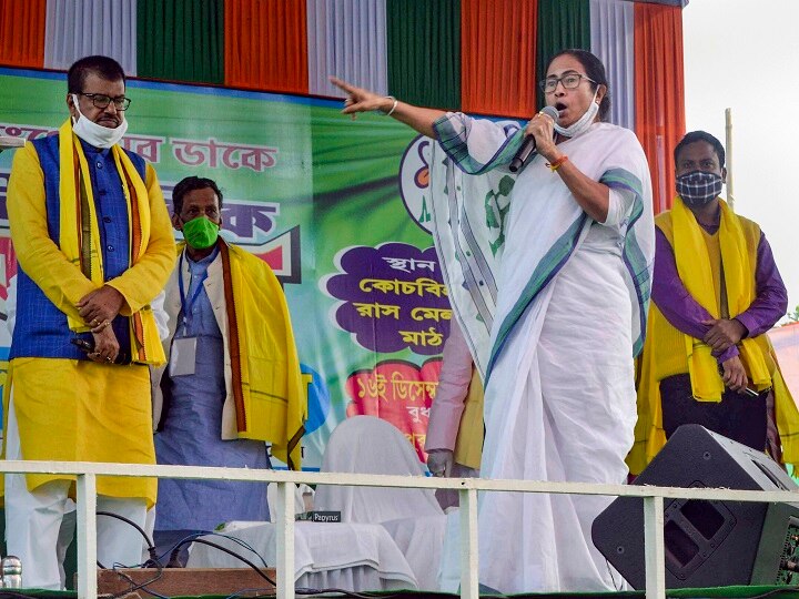 Mamata Fumes At MHA Over Fresh Letter To IPS Officers, Says Won't Allow Proxy Control Of Bengal Govt 'Won't Allow To Control Bengal By Proxy': Mamata Fumes At MHA Over Fresh Letter To IPS Officers