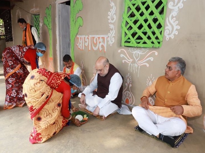 Amit Shah's Lunch At Bengal Farmer's House Even As Protests Over Agri Laws Continue On Delhi Borders Amit Shah's Lunch At Bengal Farmer's House Even As Protests Over Agri Laws Continue At Delhi Borders