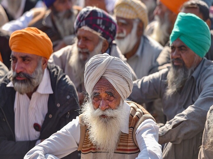 Farmers Protest Against Farm Bill Enters Day 30 Farmers Throw open Toll Plaza Gates Latest Updates Farmers Protest, Day 30: Despite Centre's Discussion Offer, Agitators Throw Open Toll Plaza Gates | 10 Points