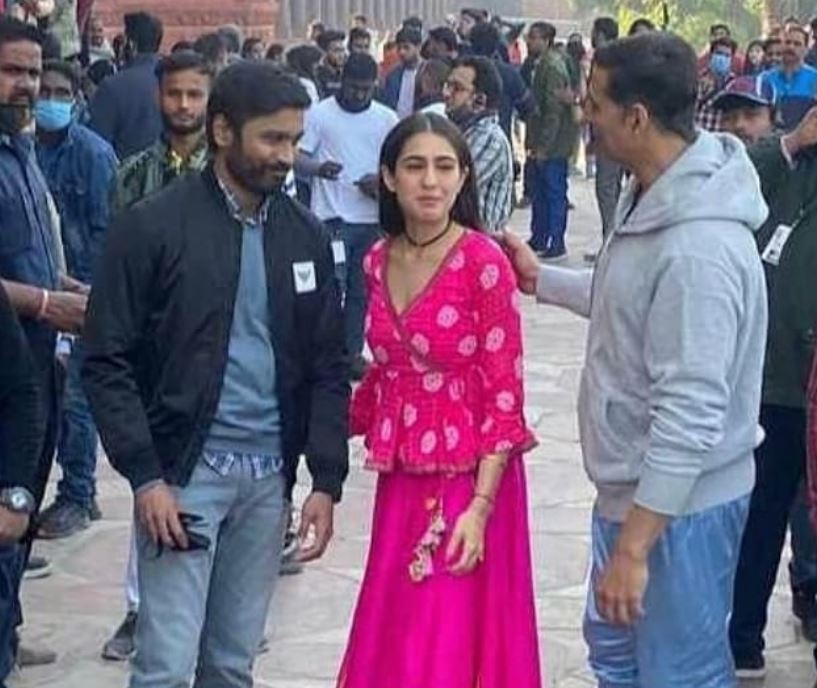 Sara Ali Khan And Akshay Kumar Shoot Atrangi Re In Cold Winters In Agra As Actor Plays Shah Jahan, SEE PHOTOS!