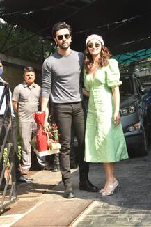 PICS: Lovebirds Ranbir Kapoor & Alia Bhatt Attend Kapoors' Christmas 2020 Lunch