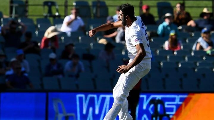 IND vs AUS, Boxing Day Test, Day 1: Australia 65-3 at Lunch; Ashwin And Bumrah Put India Into Driver's Seat IND vs AUS, Boxing Day Test, Day 1: Australia 65-3 at Lunch; Ashwin And Bumrah Put India Into Driver's Seat