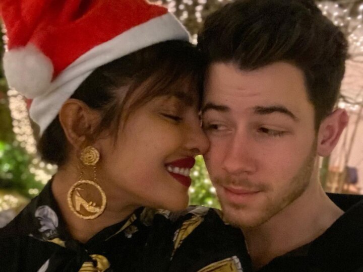 Christmas 2020: Priyanka Chopra And Nick Jonas Look Adorable As They Send Out Xmas And New Year Wishes Christmas 2020: Priyanka Chopra And Nick Jonas Look Adorable As They Send Out Xmas And New Year Wishes
