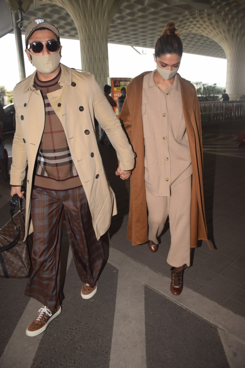 Ranveer And Deepika's Airport Looks Prove That Couples Who Slay Together, Stay Together! Takes Off On Romantic NEW YEAR Getaway