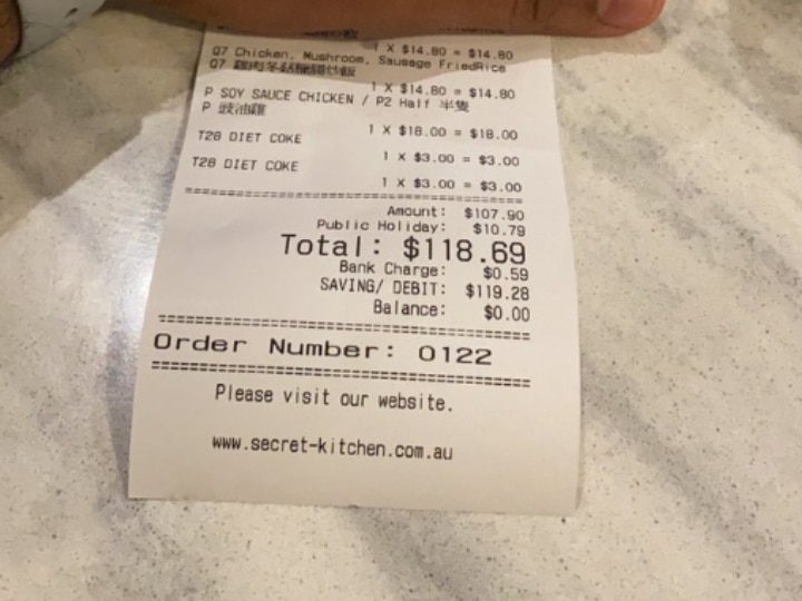 India vs Australia Indian Fan Pays Bill For India Cricketers After Seeing Them In A Restaurant At Melbourne Fan Pays Bill Worth INR 6683 For India Cricketers After Spotting Them In A Melbourne Restaurant 