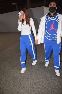 PICS: Gauahar Khan And Zaid Darbar Return To Mumbai After Celebrating New Year in Lucknow