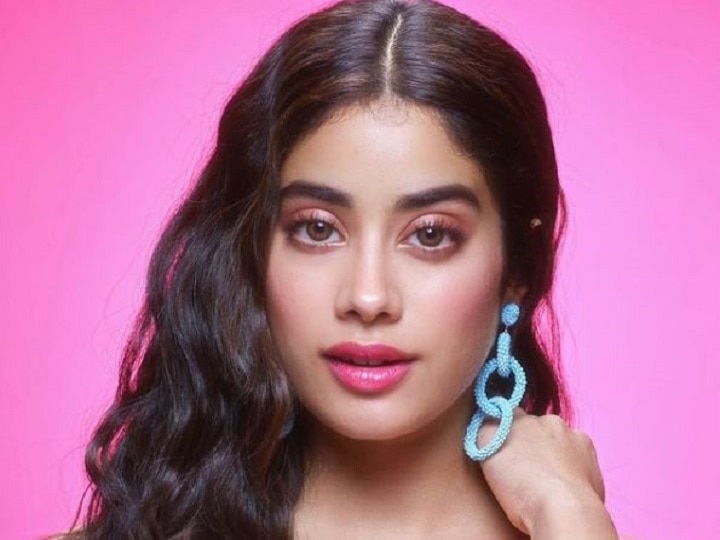 Farmers Protest: Farmer Group Halt Janhvi Kapoor Good Luck Jerry Shoot Resumed After Assurance Of Support To Protestors Janhvi Kapoor Instagram Story Farmer Group Halts Shoot Of Janhvi Kapoor's Movie; Filming Resumes After Actress Extends Support To Protesters