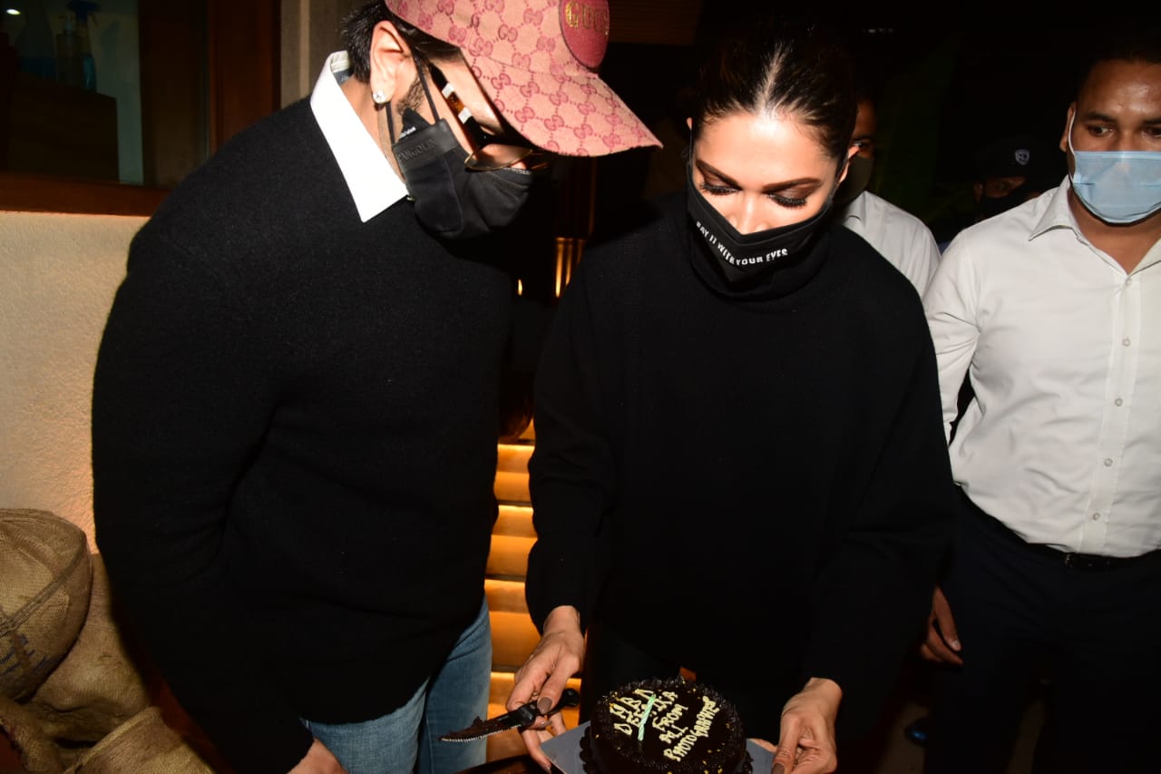 Deepika Padukone's Birthday Dinner Was Flanked By Celebs In Their Stylish  Best