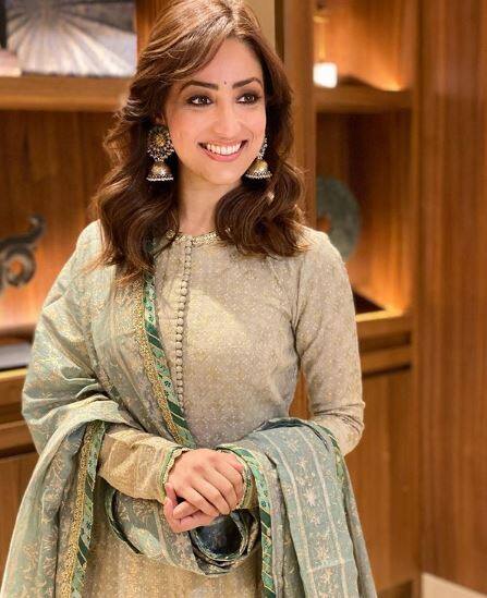 Yami Gautam wanted to shift with her family to her new house before lockdown but she could not do so. It is being told that she will shift with the family soon. 