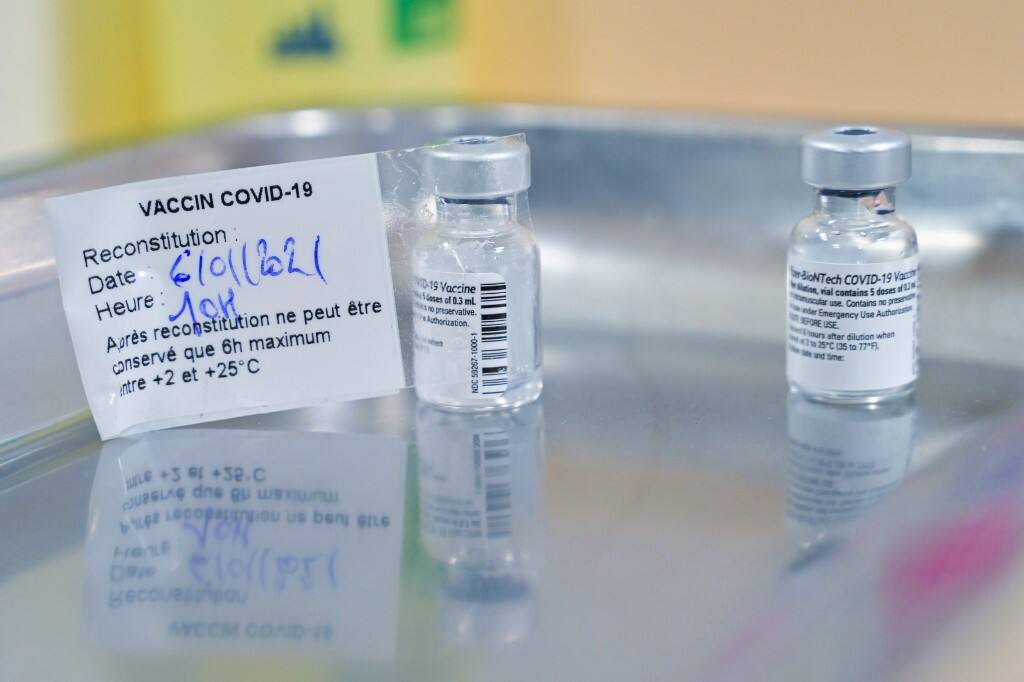 US Pharmacist Destroys 500 Doses Of Moderna Corona Vaccine Over DNA Altering Doubts