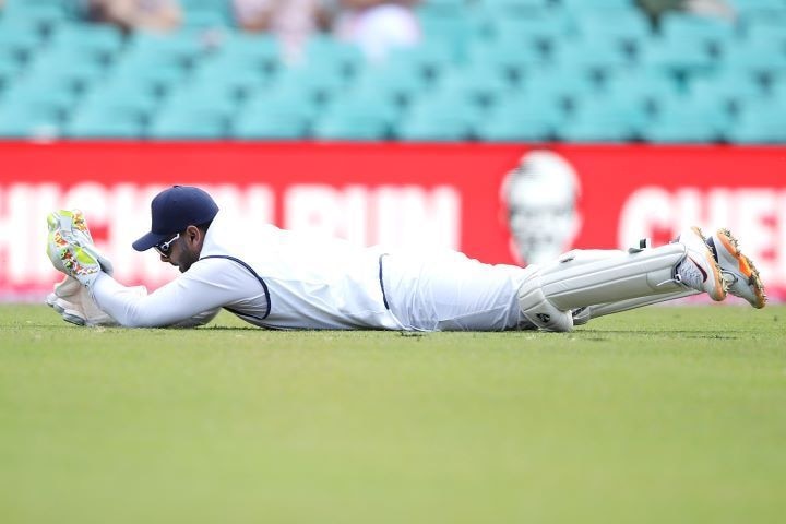 Ind v Aus, 3rd Test: Pant Trolled By Netizens After 2 Dropped Catches, Australia Dominates With 166 On Day 1 Ind v Aus, 3rd Test: Pant Trolled By Netizens After 2 Dropped Catches, Australia Dominates With 166 On Day 1