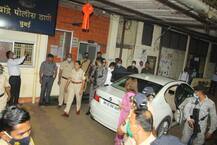 IN PICS: Kangana Ranaut Reaches Bandra Police Station With Sister Rangoli Chandel To Record Statement
