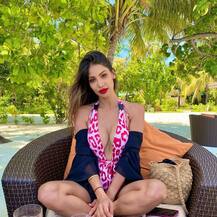 These Superhot Pictures Of ‘Miss India Earth’ Nicole Faria In Bikini Is Making The Temperature Soar
