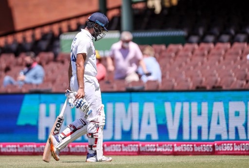 hanuma vihari vs prudhviraj senior cricketer quits andhra pradesh cricket team war of words with ranji teammate Hanuma Vihari Controversy : नेत्याच्या मुलासोबत पंगा, कर्णधारपदावरुन काढलं, हनुमा विहारी वादातील महत्वाचे 10 मुद्दे