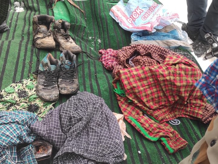 Lashkar-e-Toiba Hideout Busted In J&K's Awantipora; 1 Terror Associate Arrested J&K Forces Bust Lashkar-e-Taiba Hideout In Awantipora; 1 Terror Associate Arrested