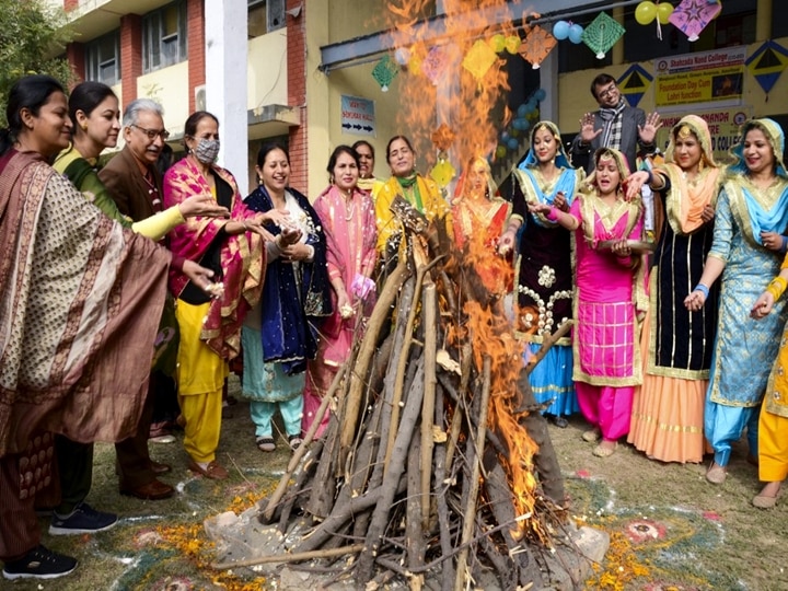 In Photos: Happy Lohri Images: Joyful Lohri Festivities Witnessed Across  North India As People Celebrate The Harvest Festival