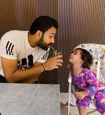 PHOTOS: From Tendulkar To Dhoni, Popular Indian Cricketers With Their Daughters