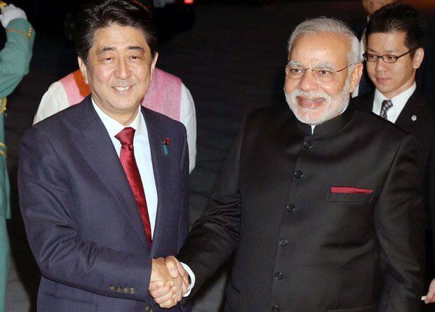 Modi To Hold Roadshow With Japanese Pm Shinzo Abe In Ahmedabad पीएम मोदी जापान के प्रधानमंत्री के साथ अहमदाबाद में रोड शो करेंगे
