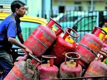 एलपीजी सब्सिडी चाहिए है तो  डीलर को देना होगा आईटी रिटर्न