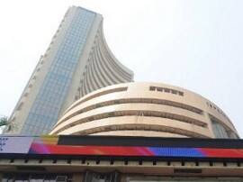 Business सेंसेक्स 65 अंक ऊपर 26,777 पर बंद, निफ्टी गिरकर 8200 पर बंद