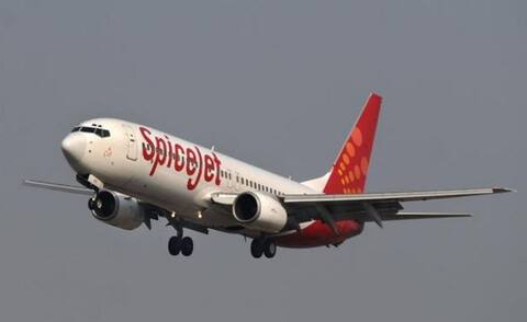 लगातार दूसरे महीने घरेलू हवाई यात्रियों की संख्या 1 करोड़ के पार लगातार दूसरे महीने घरेलू हवाई यात्रियों की संख्या 1 करोड़ के पार