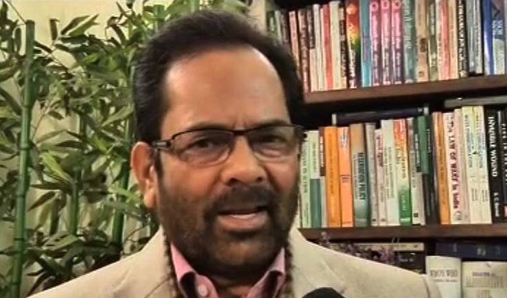 नोटबंदी से SP-BSP और बुआ-बबुआ और चाचा-भतीजा के खेल से यूपी की जनता परेशान