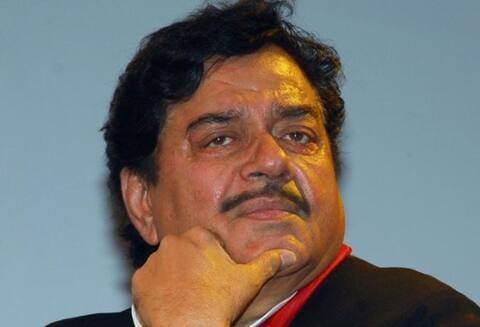 पिता सरीखे थे वाजपेयी, उनके गुजर जाने से ऐसा लगा मैं अनाथ हो गया: शत्रुघ्न सिन्हा पिता सरीखे थे वाजपेयी, उनके गुजर जाने से ऐसा लगा मैं अनाथ हो गया: शत्रुघ्न सिन्हा