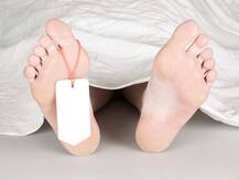 मेरठ: छेड़छाड़ की पीड़ित छात्रा ने तोड़ा दम, पुलिस की मौजूदगी में हुआ अंतिम संस्कार