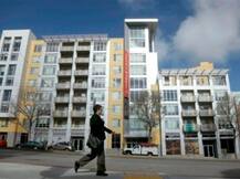 जानिए सबसे ज्यादा कहां बढ़ीं मकान की कीमतें, कहां घटीं