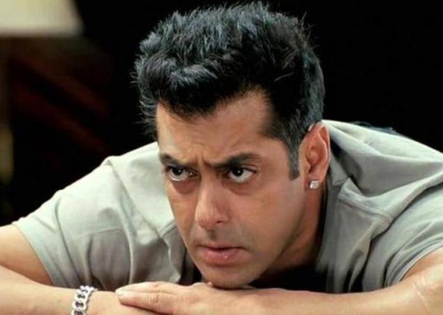 फिल्मी वेबसाइट Bollywood life के मुताबिक जैसे ही सलमान को यह खबर मिली वे सदमे में चले गए. उन्हें विश्वास नहीं हो पा रहा था कि प्रत्यूषा ने आत्महत्या कर लिया है.