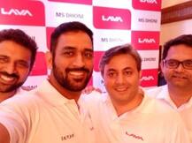 मोबाइल कंपनी लावा ने धोनी को बनाया ब्रांड एंबेसडर