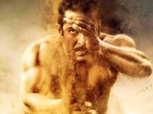 'सुल्तान' के फर्स्ट पोस्टर में दाव लगाते दिखे सलमान खान