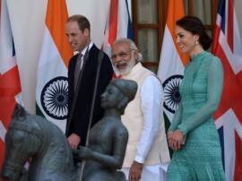 Narendra Modi Leaves Prince Williams Hand White After Greeting मोदी ने किया ऐसा दमदार 'हैंडशेक' कि प्रिंस के हाथ पड़ गए सफेद