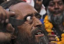 IN PICS: आपके रोंगटे खड़े कर देंगी उर्स की ये तस्वीरें!