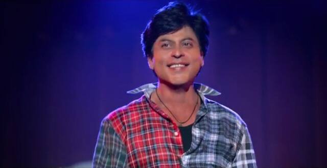 5- हमशक्ल होने का फ़ायदा उठा कर गौरव, आर्यन खन्ना बनकर हरकतें करता है जिसकी वजह सुपरस्टार बदनाम होता है. लेकिन इस फिल्म की सबसे बड़ी कमी ये है कि कोई सुपरस्टार मीडिया से बचने के लिए क्यों टैक्सी लेकर अपने बंगले पर जाएगा, किसी फ़ैन को किस तरह सुपरस्टार के पूरे शेड्यूल के हर पल की ख़बर होगी? ये सवाल आपको परेशान करेंगे?