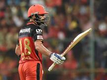 स्लो ओवर रेट को लेकर आरसीबी कप्तान कोहली पर 12 लाख का जुर्माना