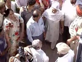 Kirpal Singhs Mortal Remains Brought To His Hometown In Punjab देखें तस्वीरें- पाकिस्तान में 25 साल तक हुआ कृपाल पर 'जुल्म', शव पहुंचा गांव